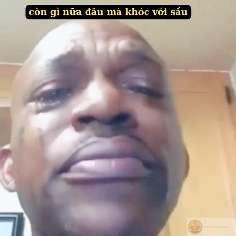 Khóc không xấu, giữ trong lòng mới xấu