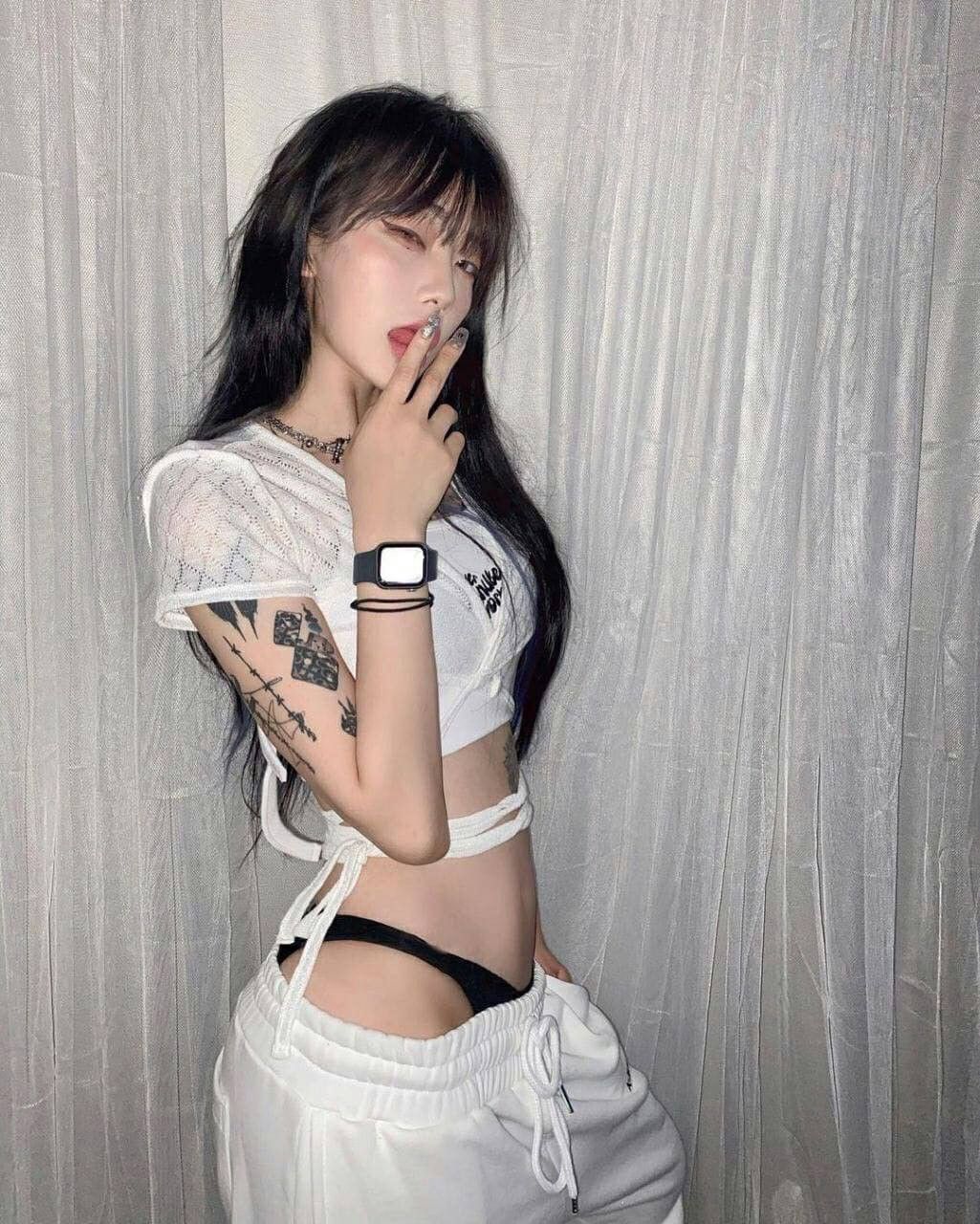 Bikini gợi cảm giúp ảnh gái sexy trở nên cuốn hút hơn bao giờ hết