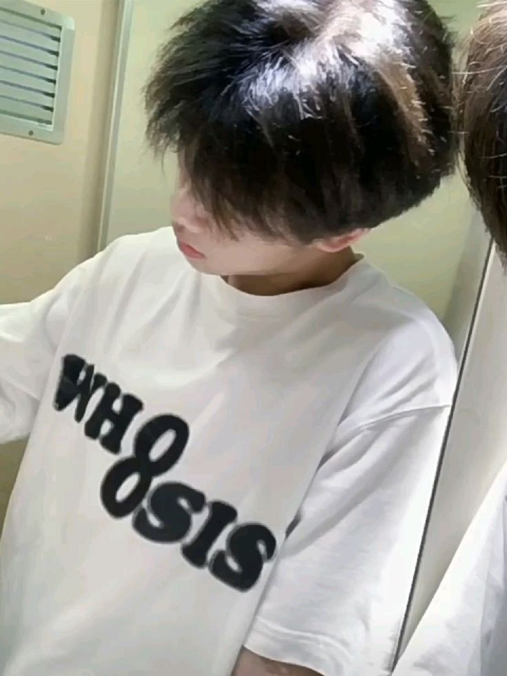 Ảnh trai đẹp K8 luôn mang lại cảm giác vui vẻ và tràn đầy năng lượng