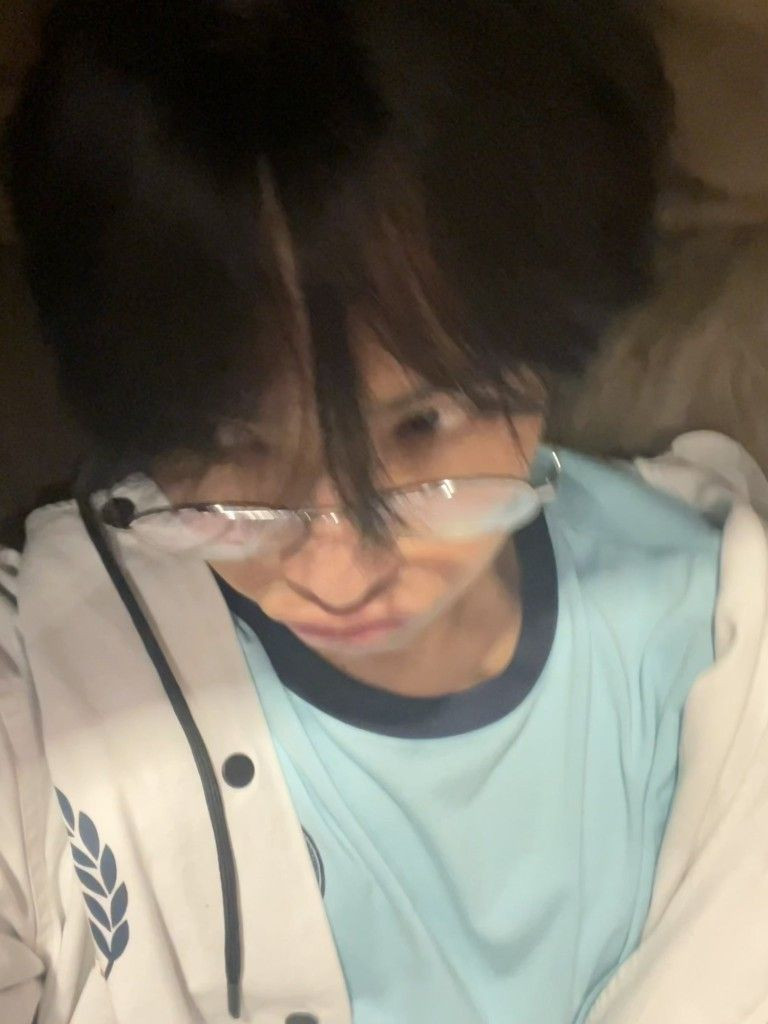 Bộ ảnh trai đẹp K8 lan truyền rộng rãi bởi sự hồn nhiên giản dị đáng yêu