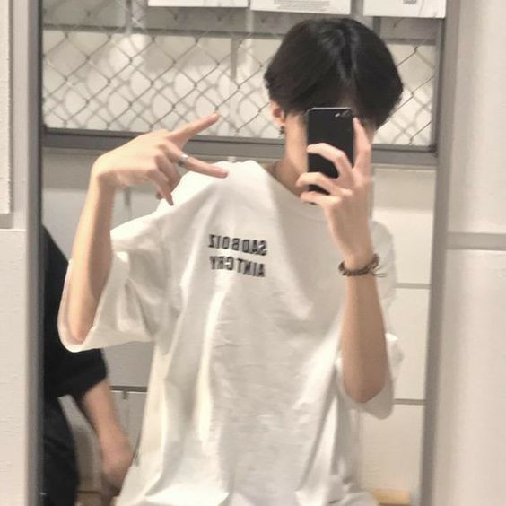 Một loạt ảnh trai đẹp 2k8 gây ấn tượng bởi sự hồn nhiên và đáng mến