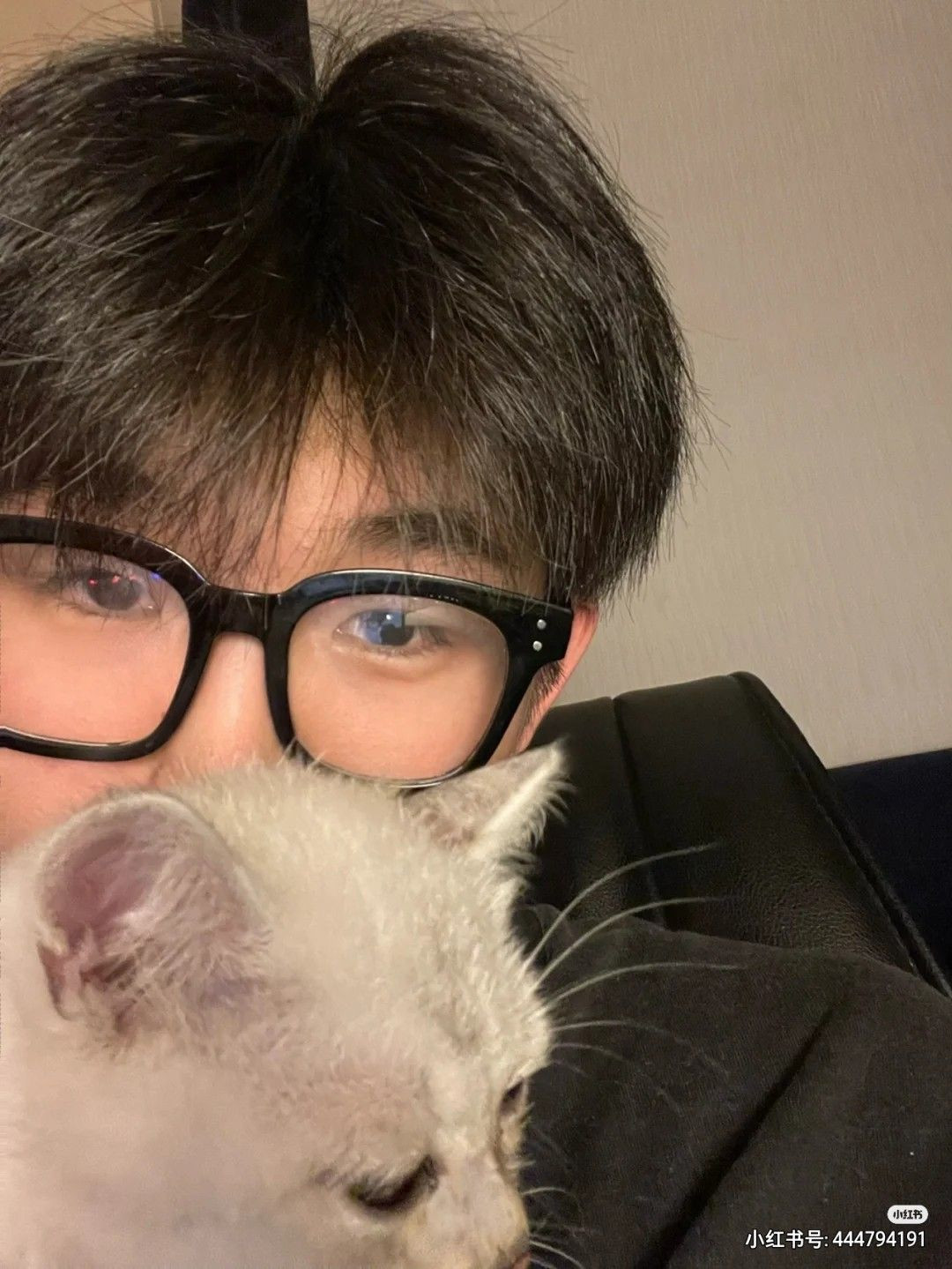 Một loạt ảnh trai đẹp K8 khiến cộng đồng mạng bất ngờ vì sự ngây ngô đáng mến