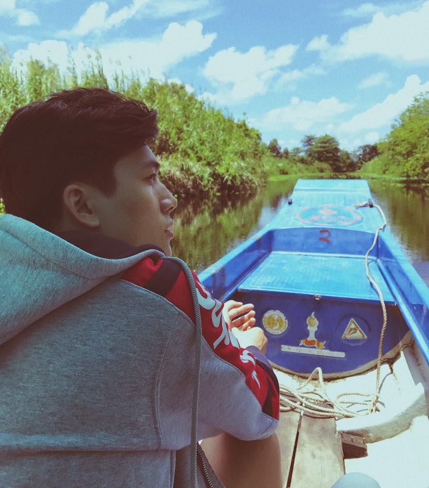 soai ca ben cua so anh 3