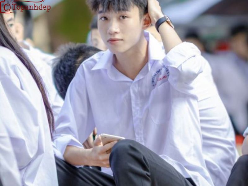 Phong cách thư sinh nhẹ nhàng của trai đẹp 13 tuổi