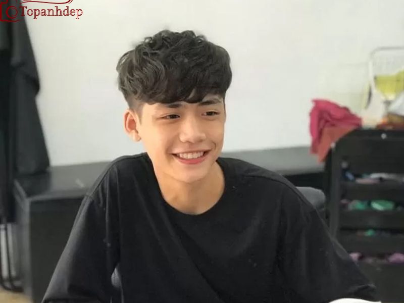 Trai đẹp 13 tuổi với nét đáng yêu khó cưỡng