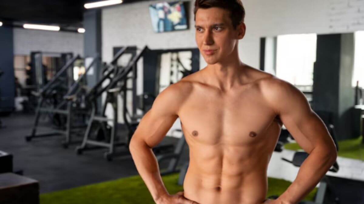 Trai đẹp body chuẩn phòng gym