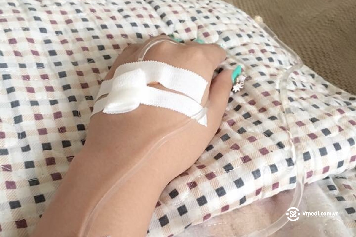 Tổng hợp 70+ hình ảnh truyền nước biển tại nhà và bệnh viện