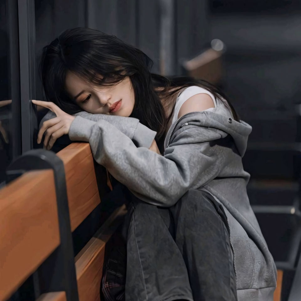 Hinh avatar nu buon 960px 960px avatar 14