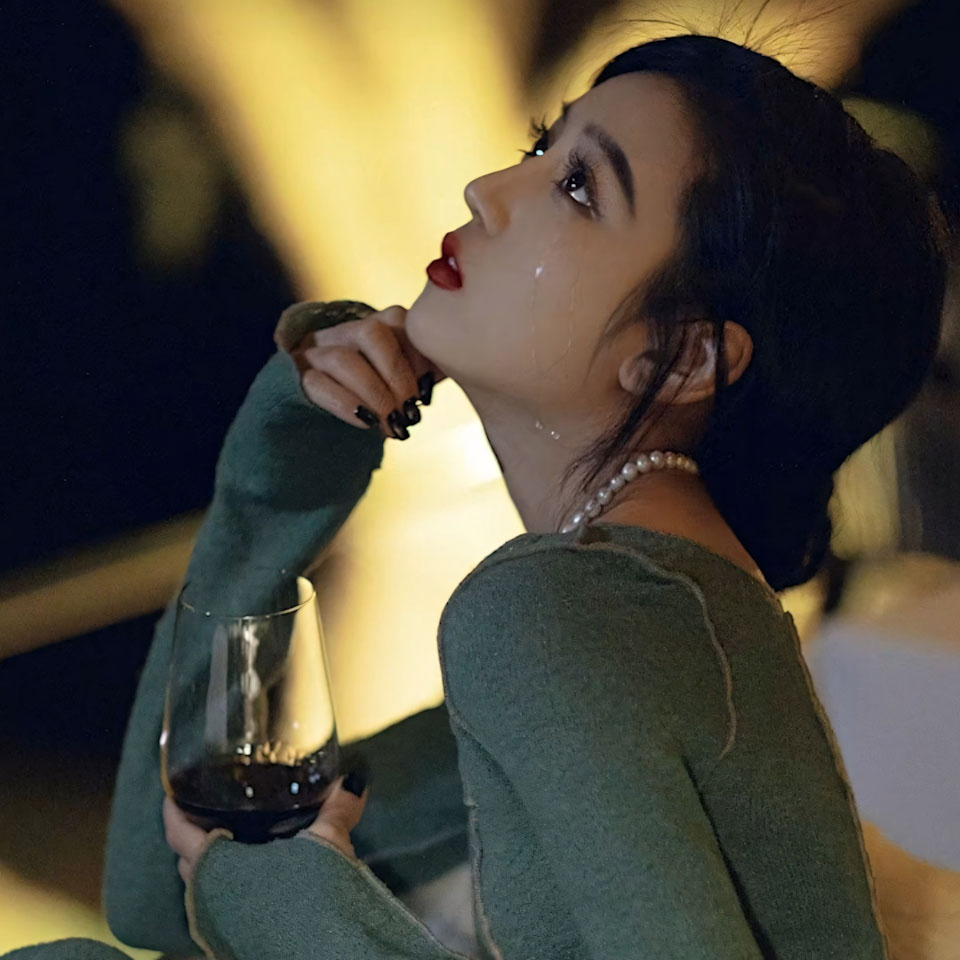 Hinh avatar nu buon 960px 960px avatar 18