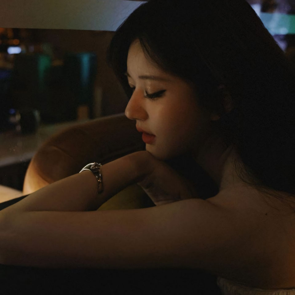 Avatar buon nu khoc 960px 960px avatar 10