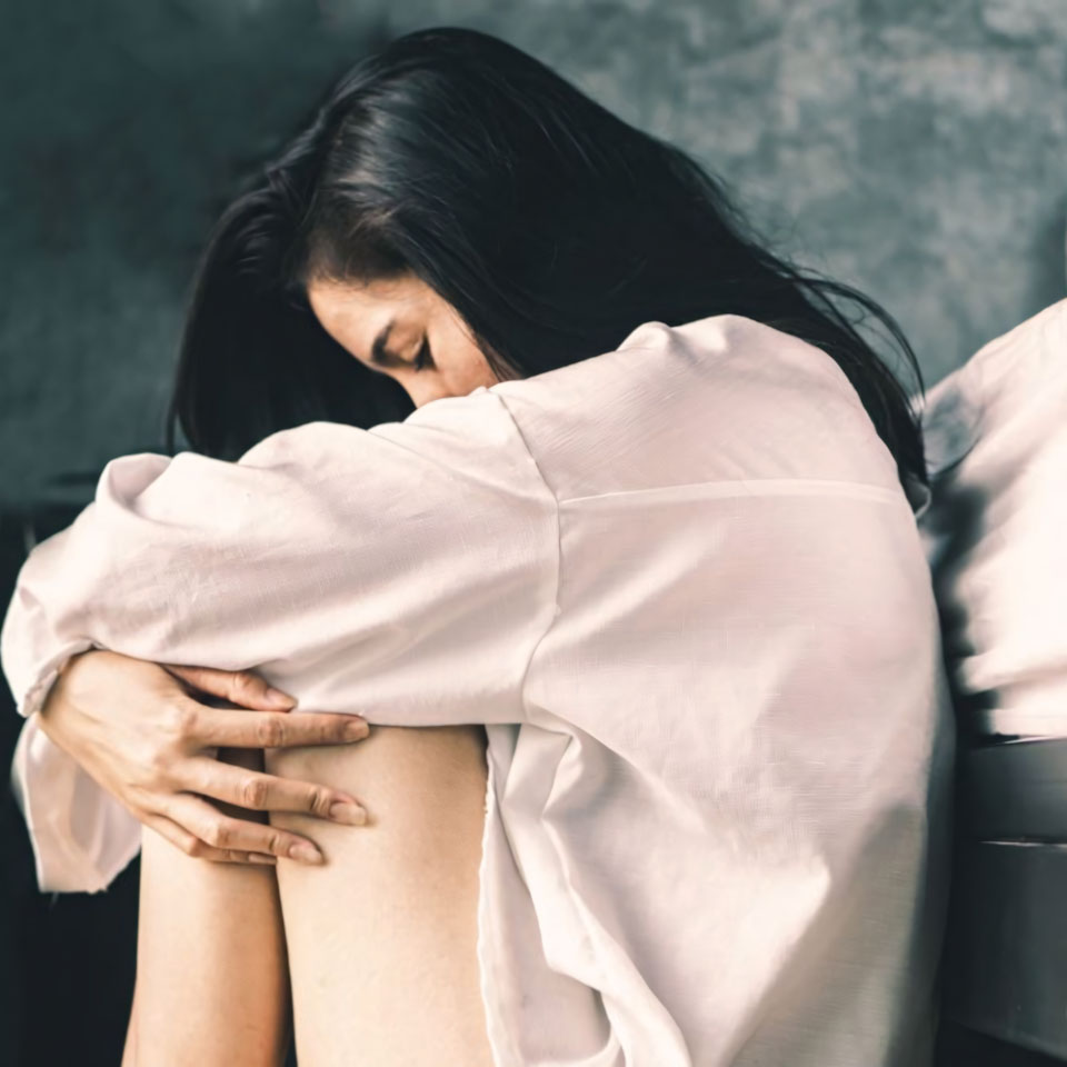 Co don anh tam trang buon nu 960px 960px avatar 14