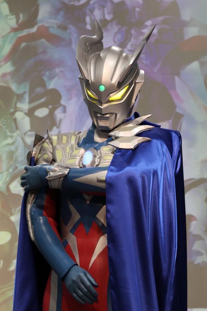 avatar siêu nhân đen trắng