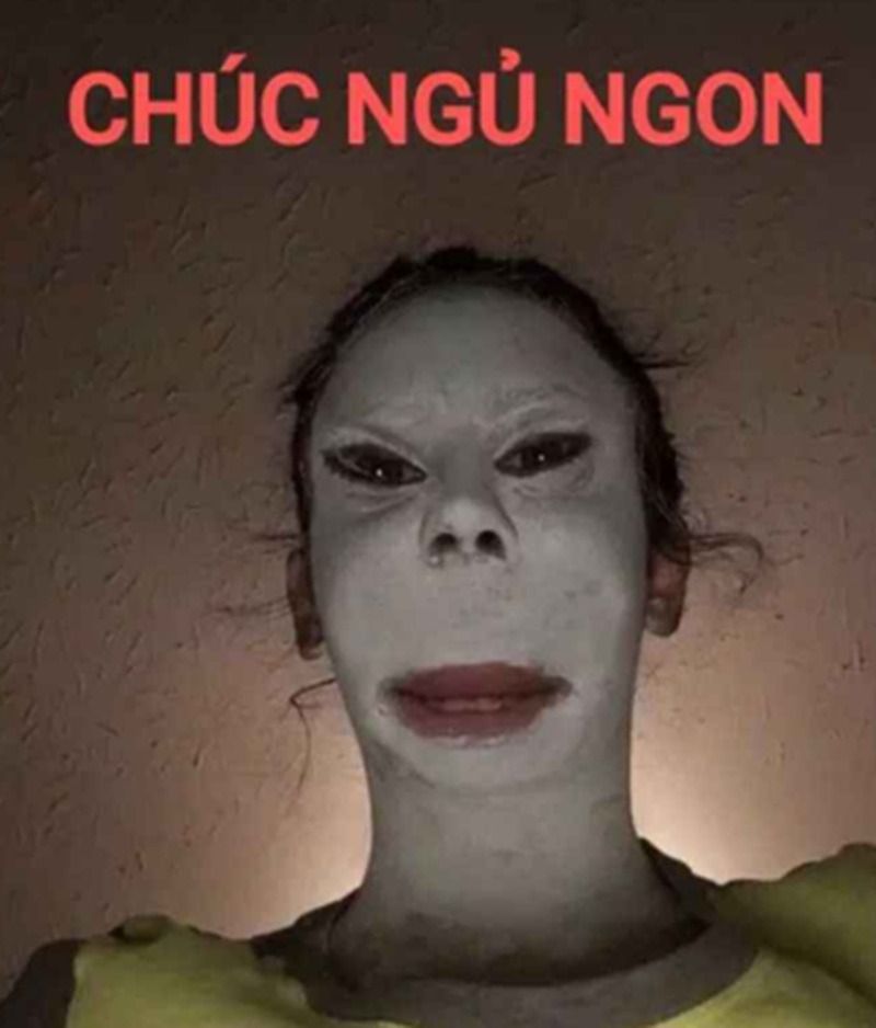 Meme chúc ngủ ngon hài hước