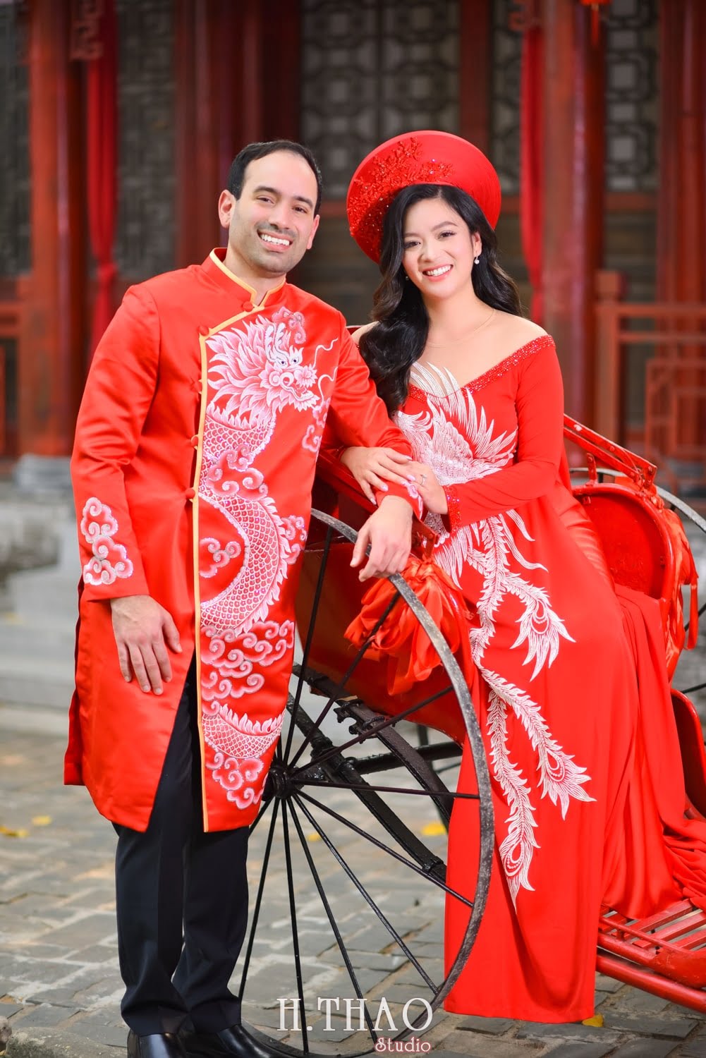 Anh couple 13 min - Bộ ảnh cưới áo dài truyền thống theo phong cách Việt đẹp - HThao Studio