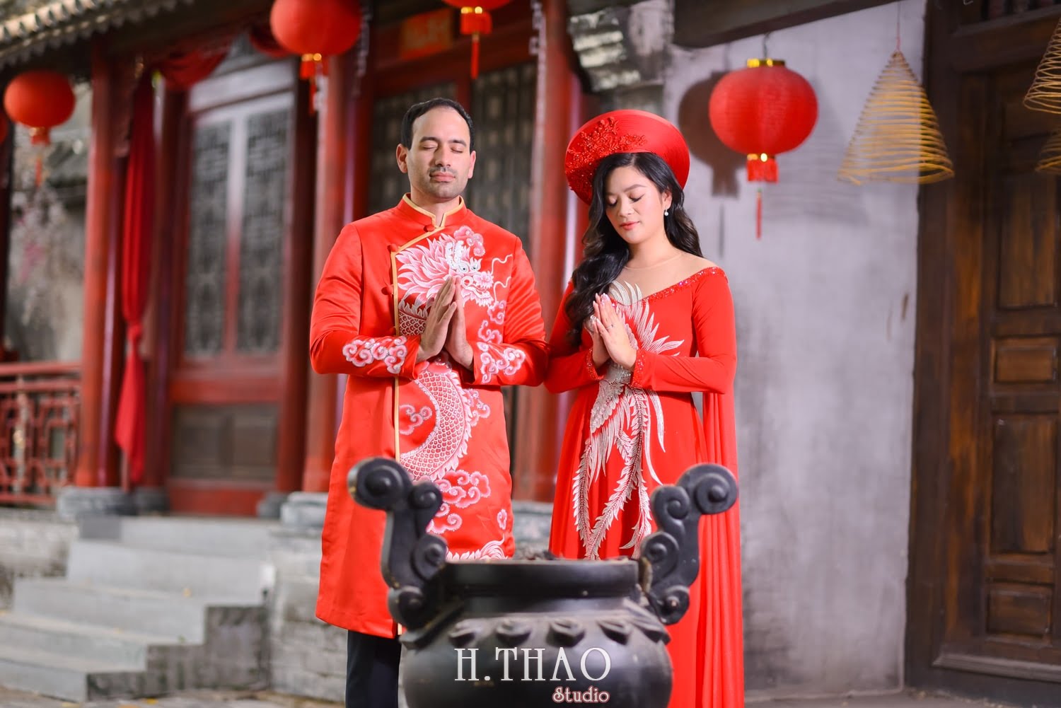 Anh dam cuoi Viet Nam 3 min - Bộ ảnh cưới áo dài truyền thống theo phong cách Việt đẹp - HThao Studio