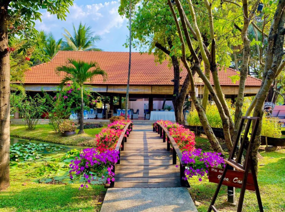 khu du lịch Văn Thánh