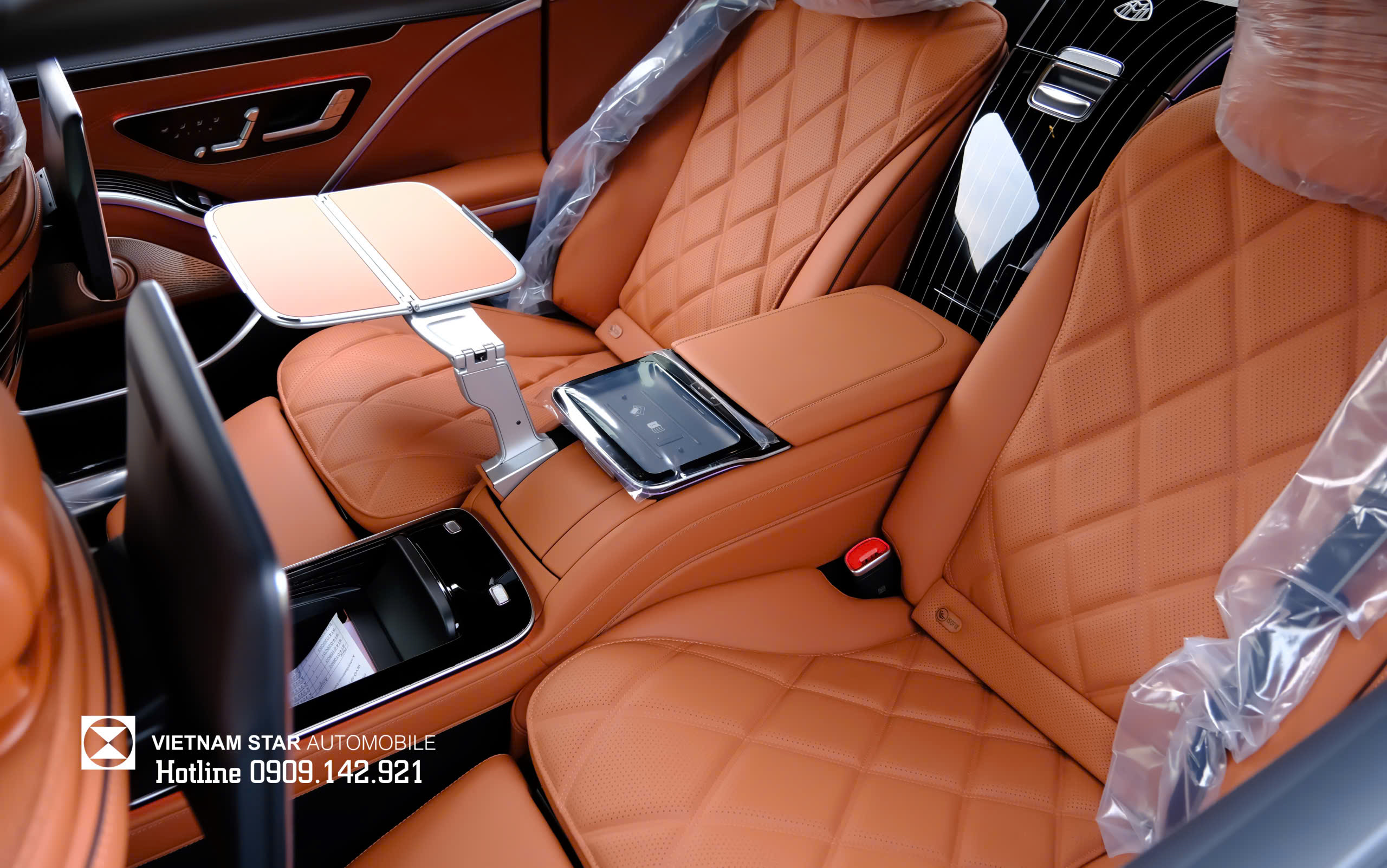 ghế sau maybach s450 2025 có chức năng massage sưởi ấm thông gió và bệ đỡ chân