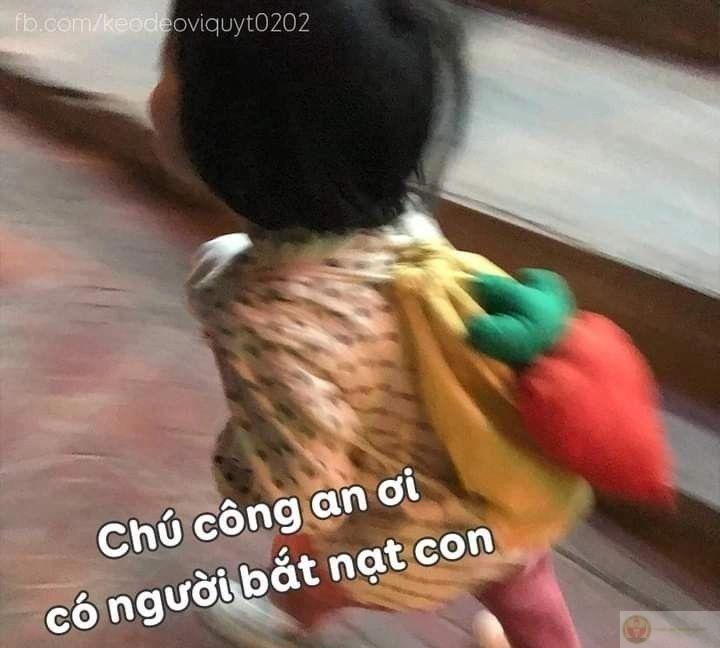 Meme công an hài hước khiến dân mạng cười nghiêng ngả mỗi khi nhìn thấy