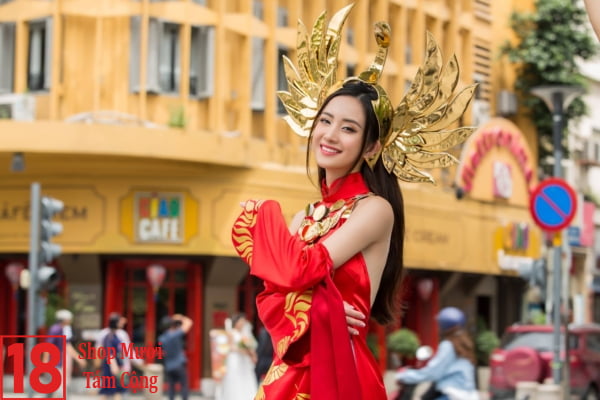 Cosplay Liên Quân Mobile Ilumia Nữ Thần ánh Sáng (6)
