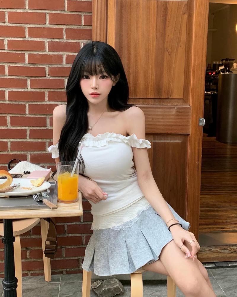 gái xinh hàn váy ngắn lung linh