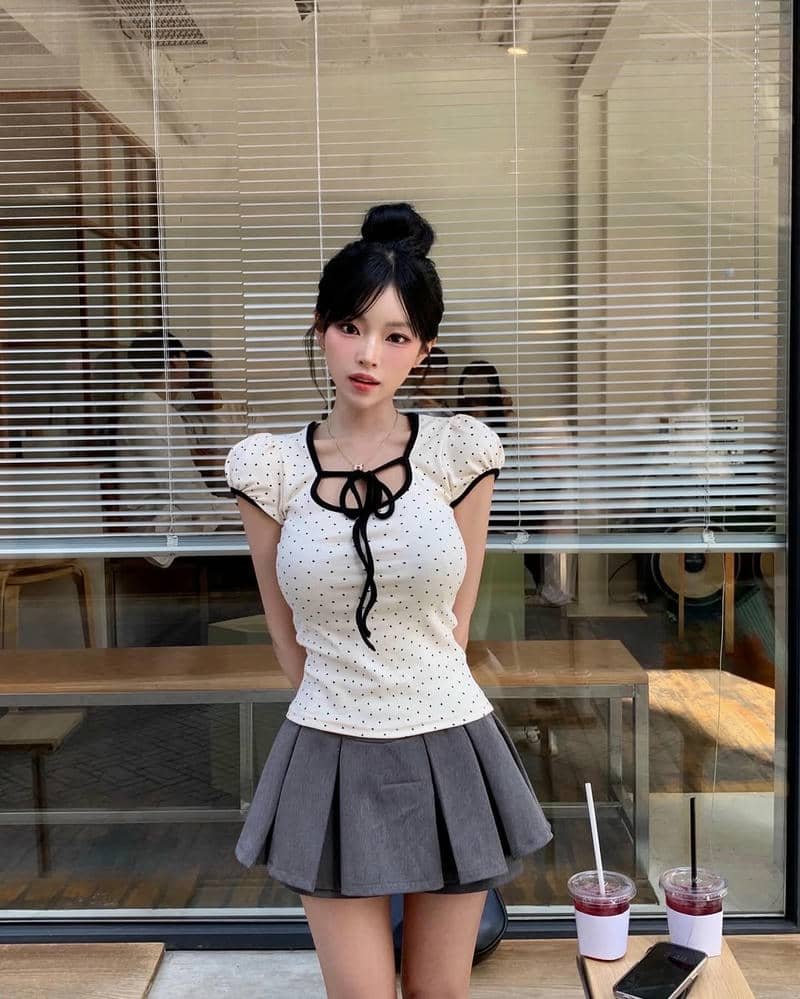 gái xinh hàn váy ngắn nổi trend