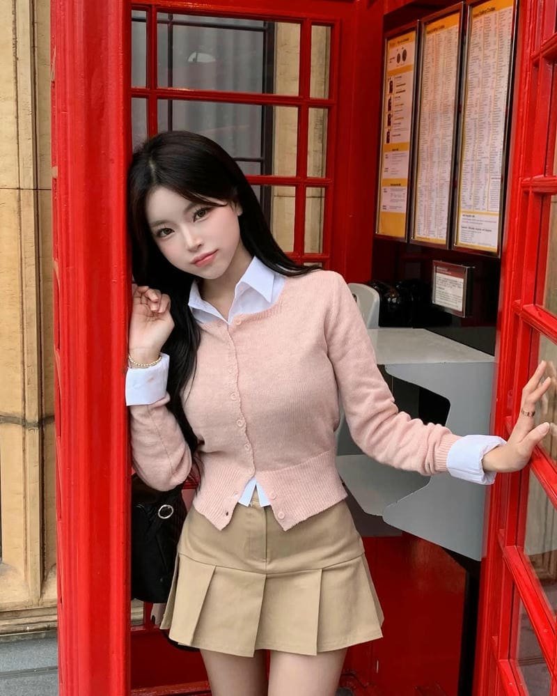 gái xinh hàn váy ngắn