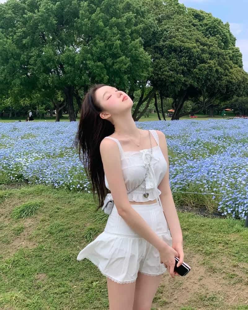 gái xinh hàn váy sang chảnh