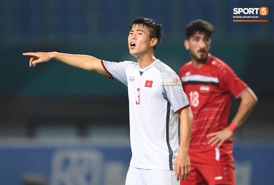 Bạn gái xinh đẹp, gia thế 'khủng' của Duy Mạnh U23 Việt Nam