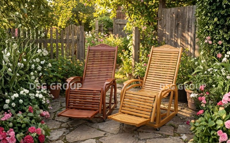 Mẫu ghế gỗ tựa ngã lưng cổ điên