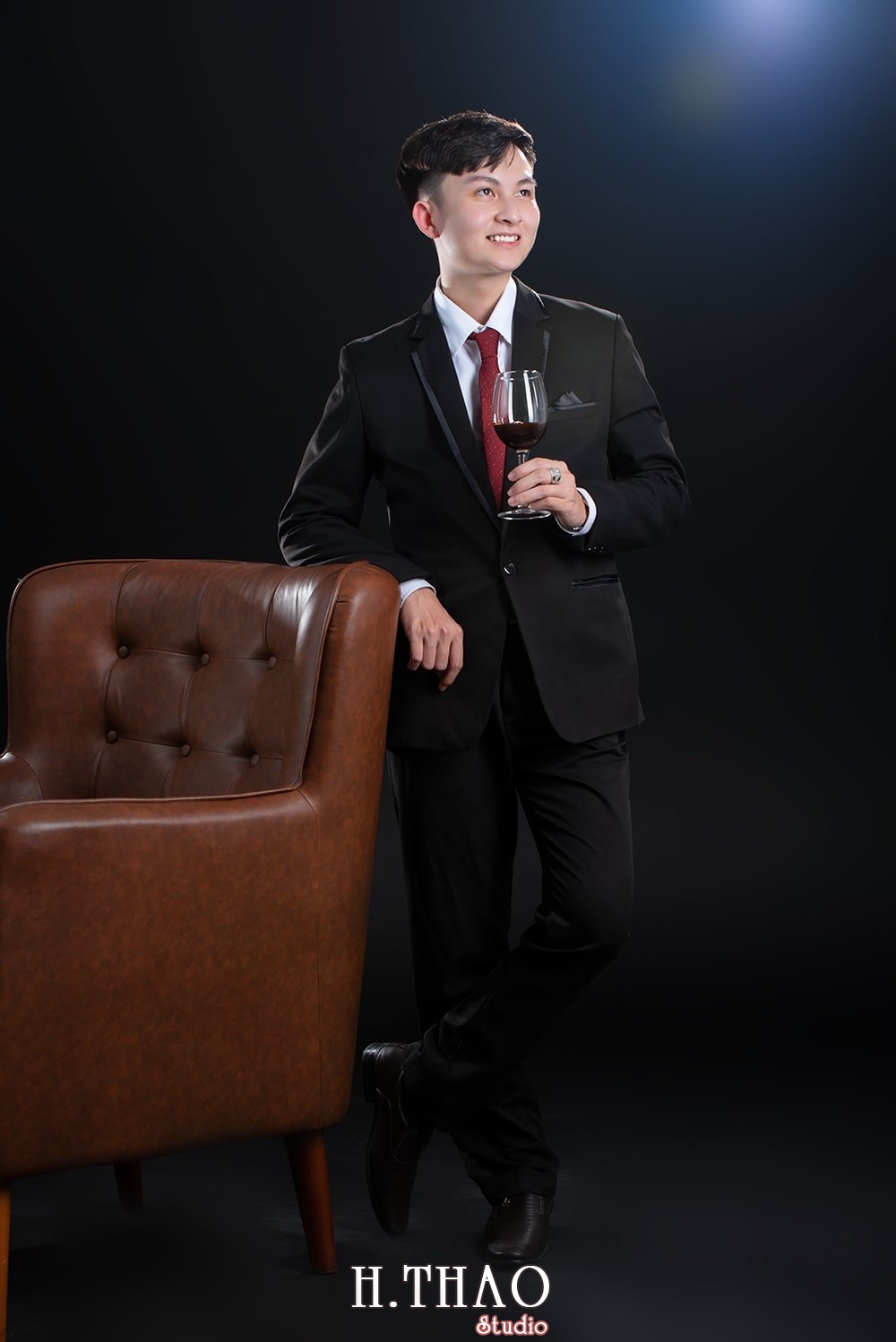 Anh profile 17 1 - Album tổng hợp ảnh doanh nhân trẻ đẹp Tháng 10- HThao Studio