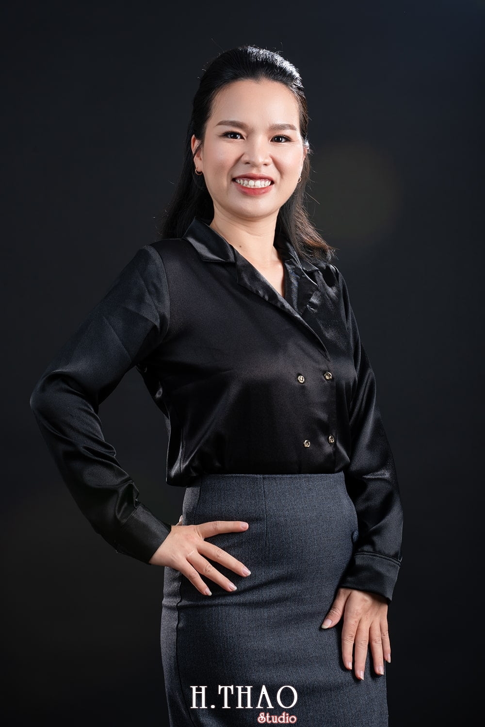 Anh profile 13 3 - Album tổng hợp ảnh doanh nhân trẻ đẹp Tháng 10- HThao Studio