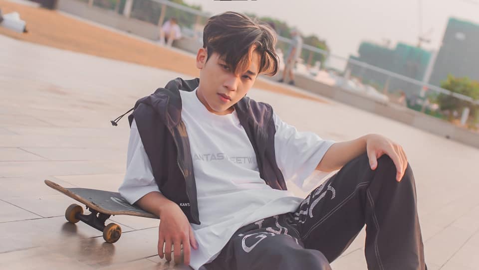 Ảnh dìm Hiha ngoài đời