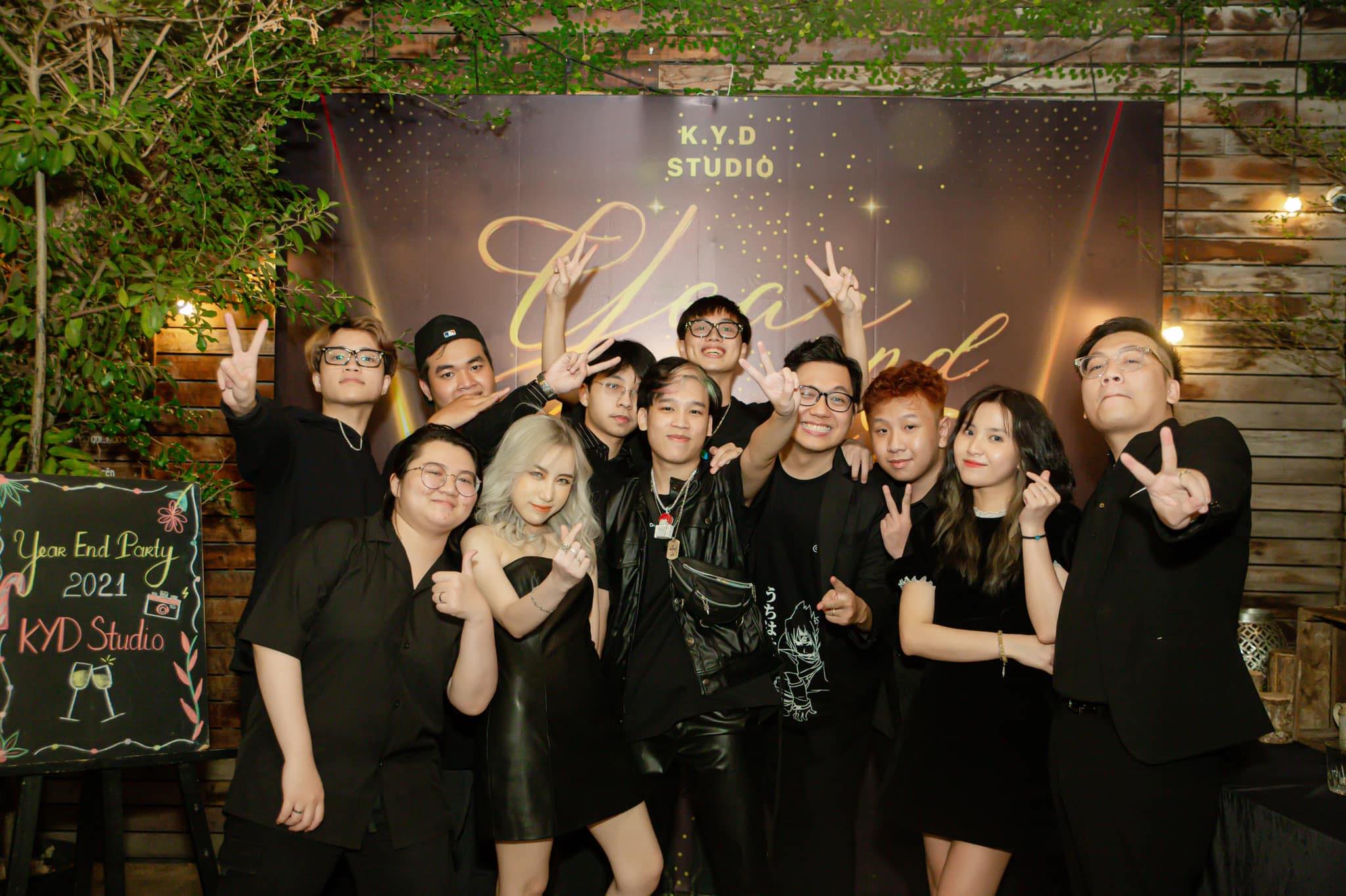 Ảnh Hiha và Yummie trong minecraft