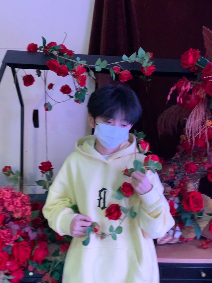 Hình ảnh trai đẹp 9 tuổi Việt Nam thường được lưu giữ như kỷ niệm học trò đáng quý