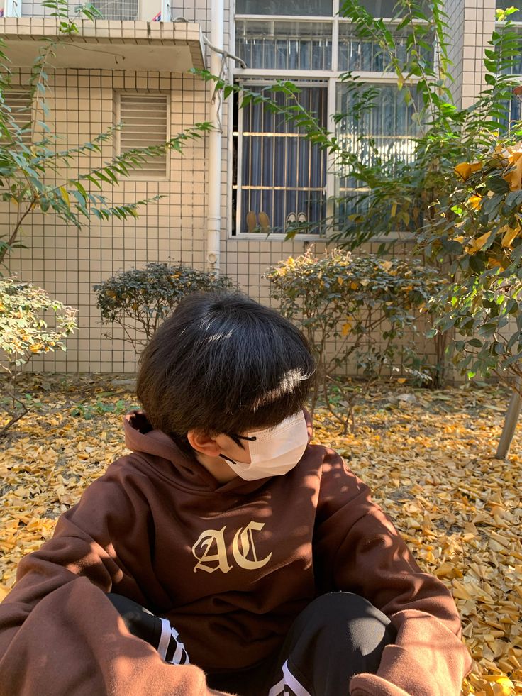 Ảnh con trai 9 tuổi ghi lại khoảnh khắc đời thường vui nhộn và đáng yêu