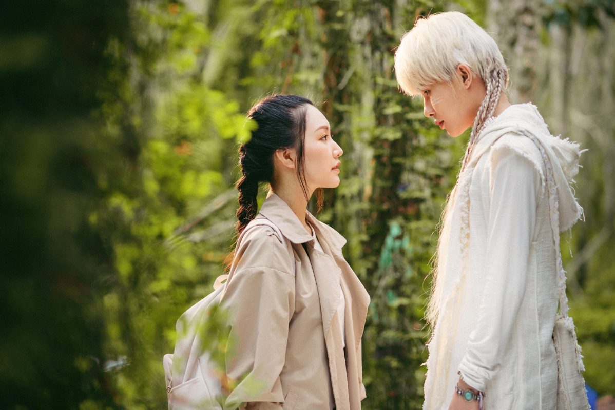 Jack ra mắt ca khúc 'Đom đóm' sau sóng gió