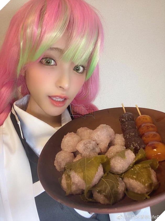 Ngắm mỹ nhân 18+ Nhật Bản Kana Momonogi cosplay Luyến Trụ trong Kimetsu no Yaiba - Ảnh 5.