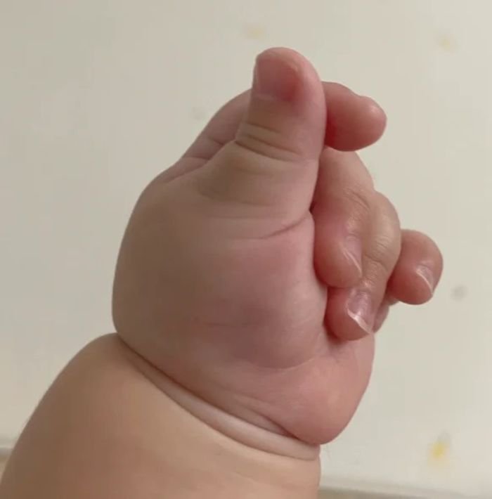 ảnh meme bắn tim gửi cảm xúc tích cực