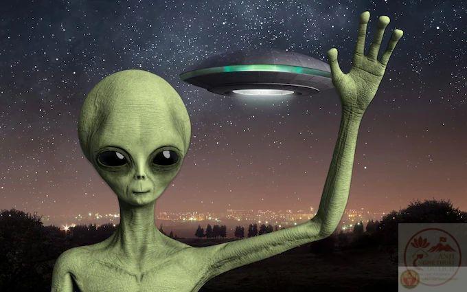 Hình meme người ngoài hành tinh