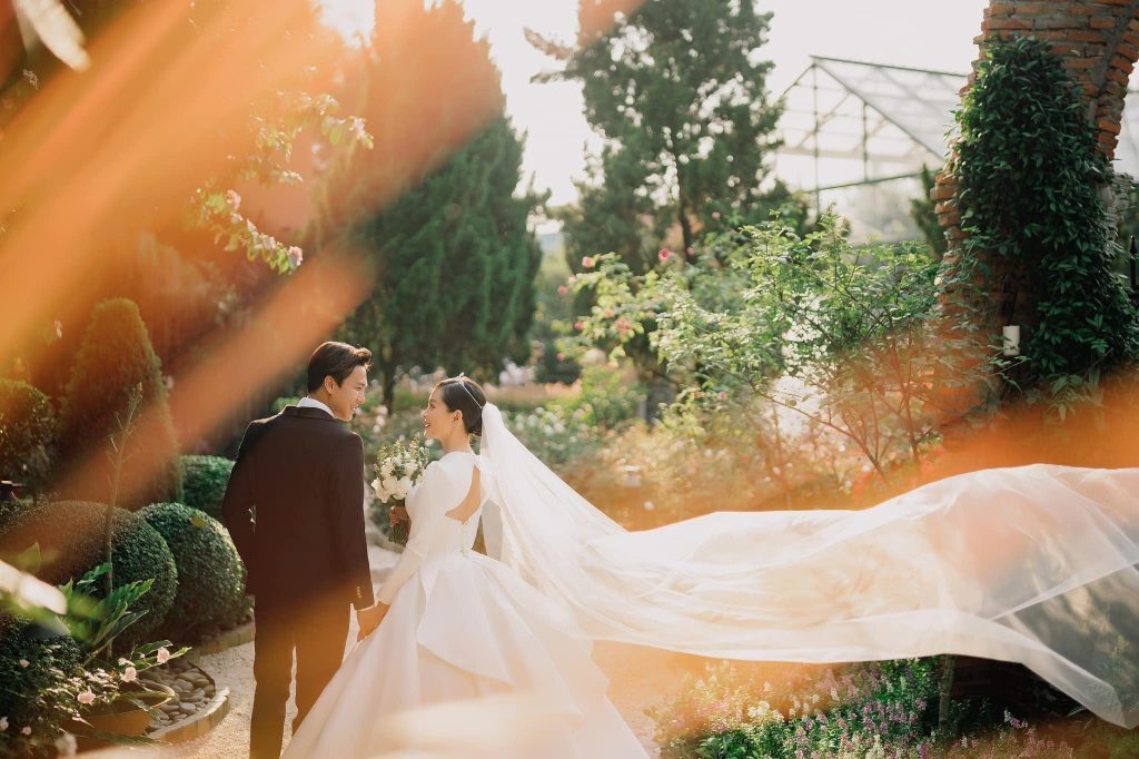 Vì sao chụp ảnh cưới phim trường là xu hướng được các cặp đôi yêu thích?