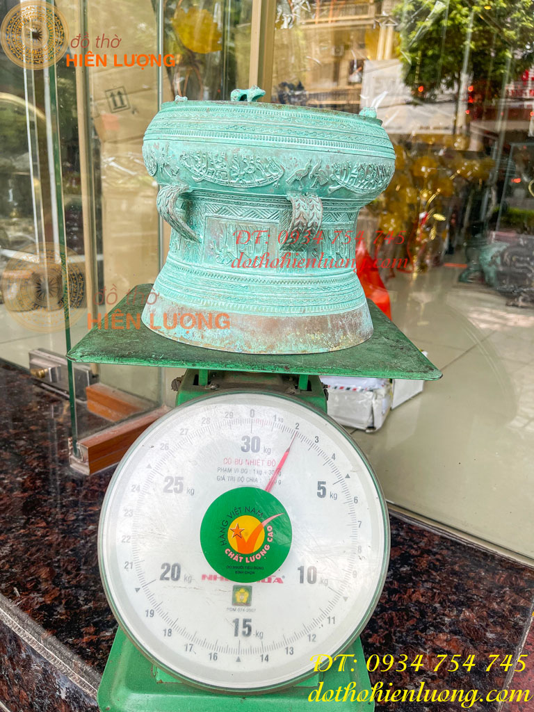 Quả Trống Đồng Màu Xanh Giả Cổ ĐK 20cm