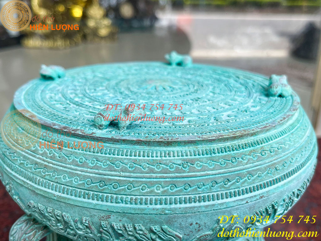 Quả Trống Đồng Màu Xanh Giả Cổ ĐK 20cm