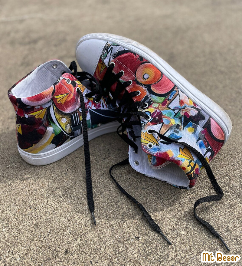 custom giày tặng bạn