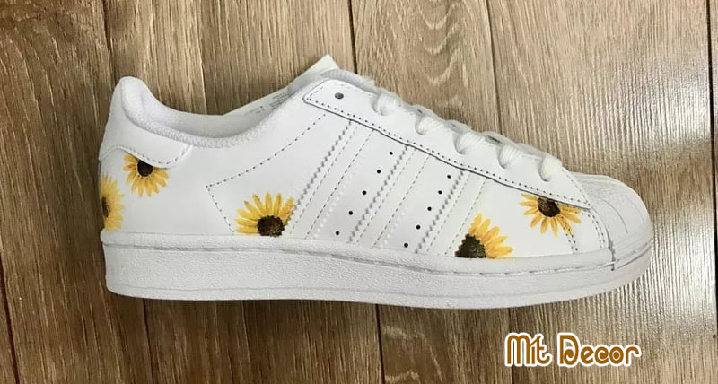 mẫu custom giày adidas mới nhất