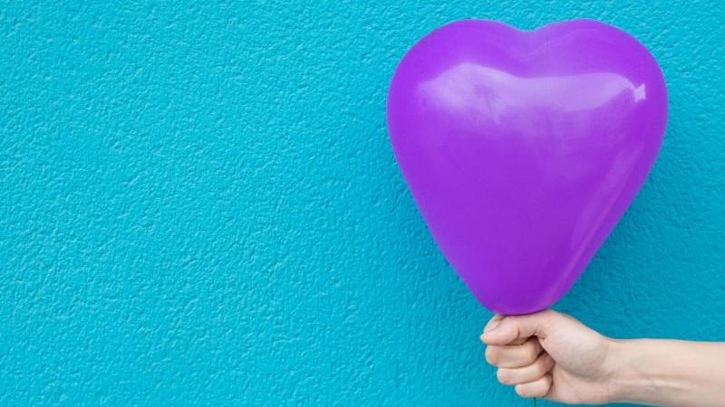 trai-tim-mau-tim-co-y-nghia-gi-15