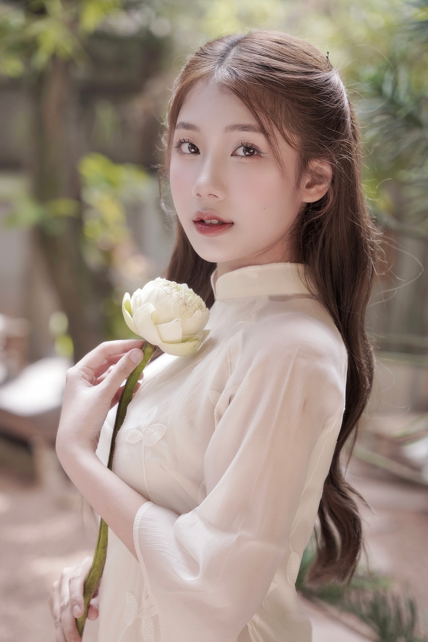 Với niềm đam mê chụp ảnh và diễn xuất, Thục Anh luôn mơ ước có thể trở thành một người mẫu ảnh, diễn viên xuất sắc ngay từ khi còn nhỏ.