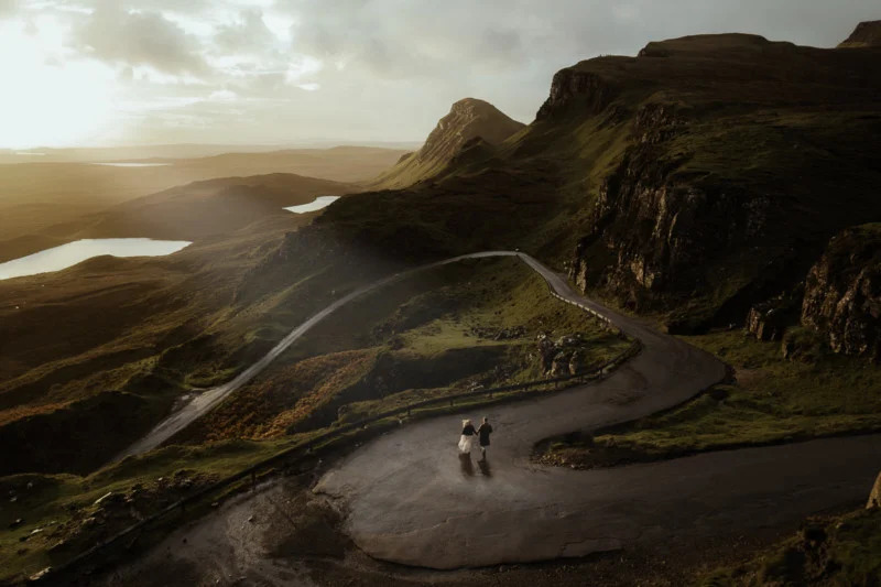 Người chiến thắng hạng mục Địa điểm ấn tượng. Ảnh chụp đảo Skye ở Scotland. | Emily Peters/International Wedding Photographer of the Year 2022