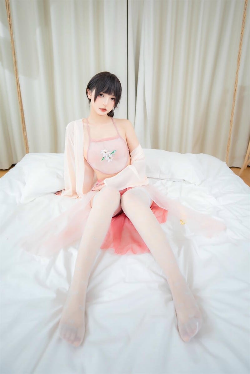 Hình sex cổ trang banh háng chờ địt