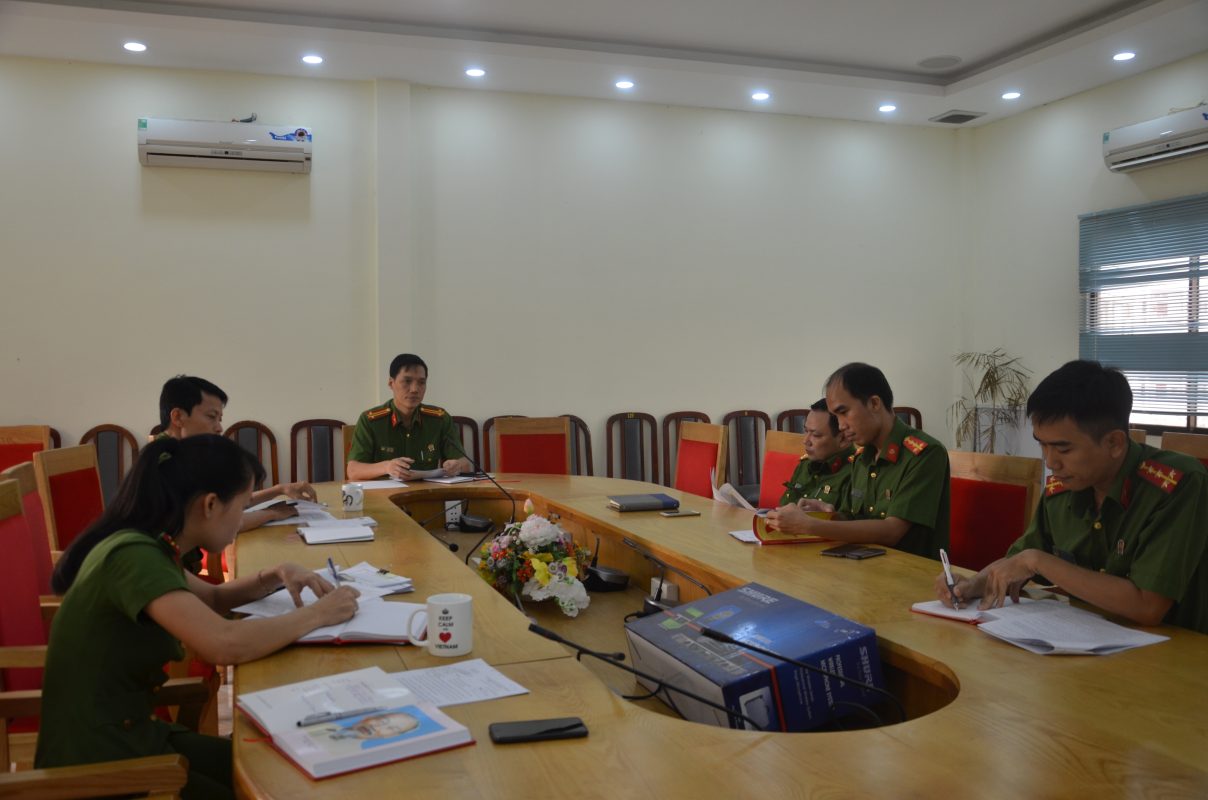 PHÒNG QUẢN LÝ NGHIÊN CỨU KHOA HỌC  TỔ CHỨC SINH HOẠT CHUYÊN ĐỀ VỀ THÔNG TƯ 02/2019/TT-BCA