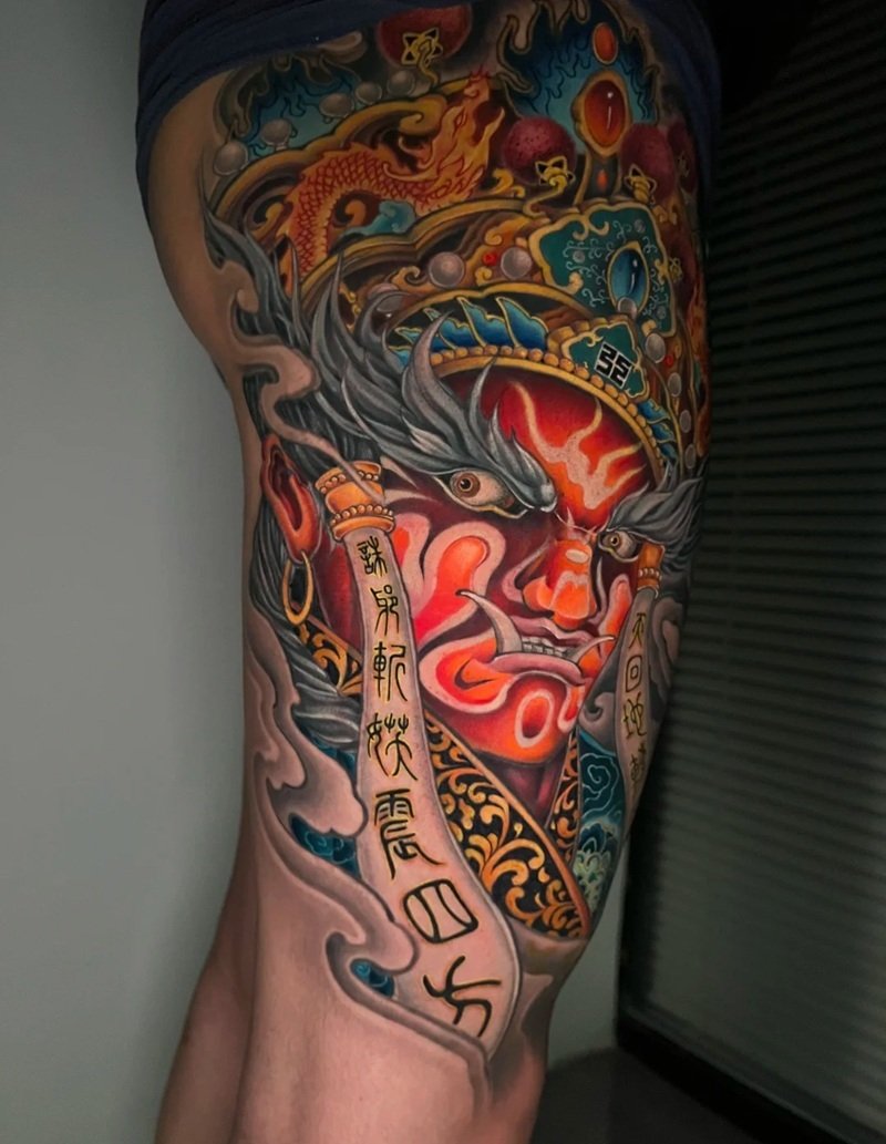Hình xăm đùi đẹp cho nam phong cách tattoo full đùi cực chất
